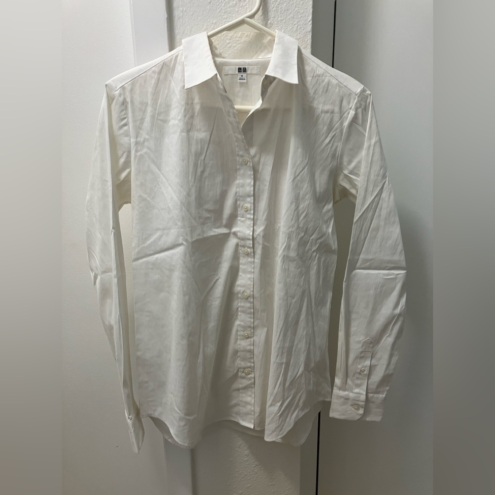 Uniqlo Classic White women's Shirt